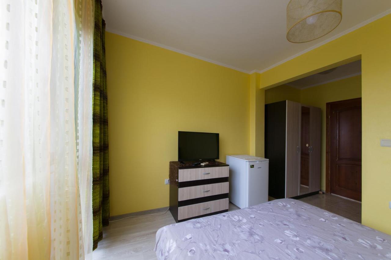 Guest House By The Captain Varna Exterior photo
